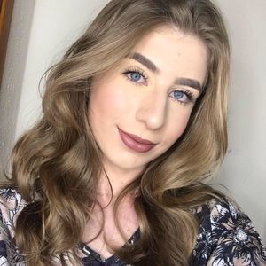 Meet your Posher, Maria eduarda